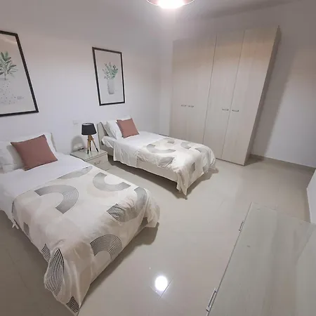 Apartman Modern 3 Bedroom In Mellieħa