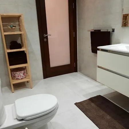 Modern 3 Bedroom In *