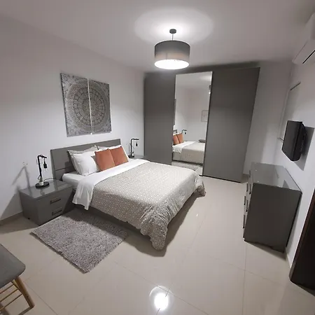 Modern 3 Bedroom In Mellieħa
