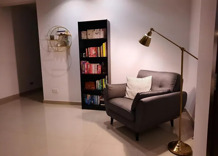 Modern 3 Bedroom In 公寓